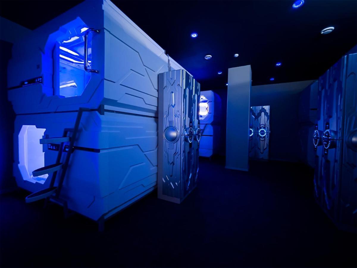 Caps Lock Future Hotel أستانا المظهر الخارجي الصورة