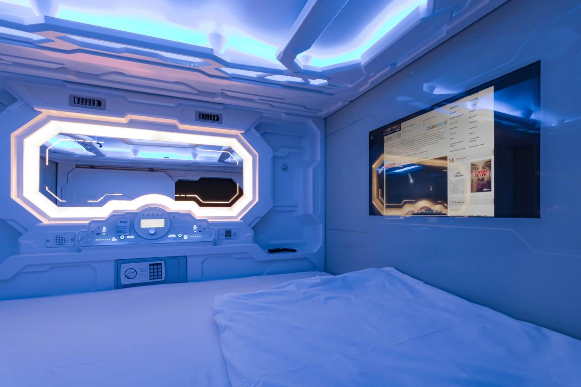 Caps Lock Future Hotel أستانا المظهر الخارجي الصورة